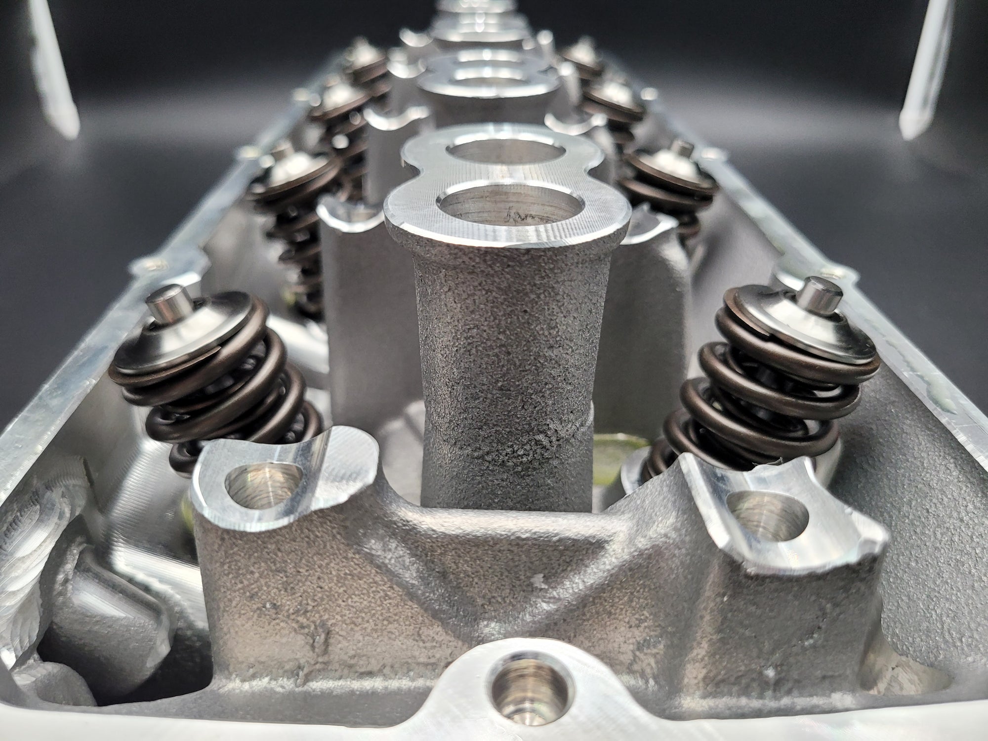 Thitek Bear G3 Hemi Cylinder Heads 2.165/1.65 Dual Springs